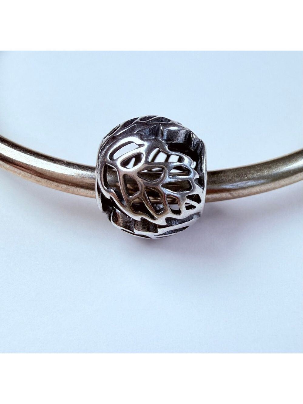 Pandora Autumn Bliss Leaf Sterling Silver 925 Openwork Barrel Charm Bead ALE